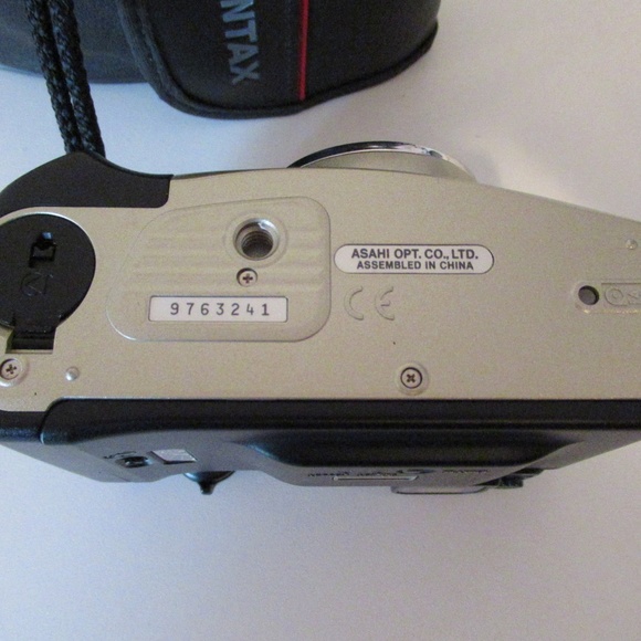 Pentax AF 1Q Camera & case - Picture 4 of 7